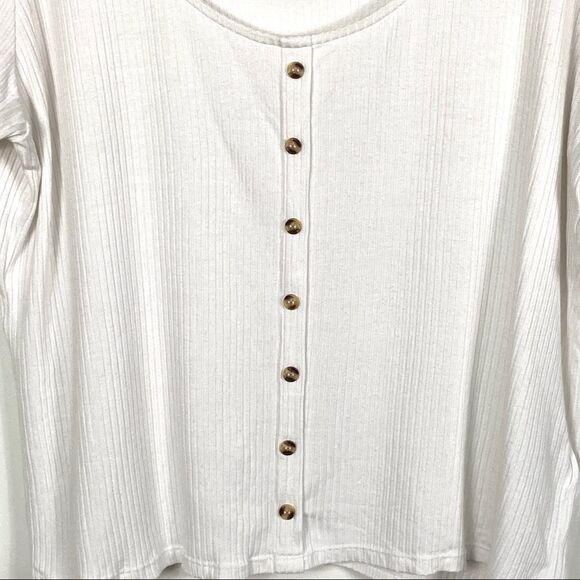 H&M Women's White Ribbed Crop Top w/ Buttons Size XXL - Picture 4 of 10